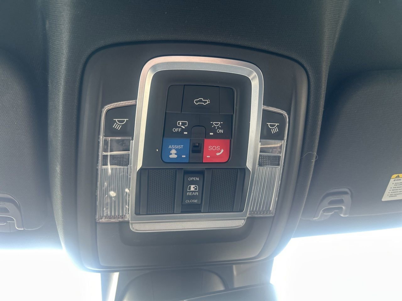 Used 2019 RAM 1500 Laramie image 21