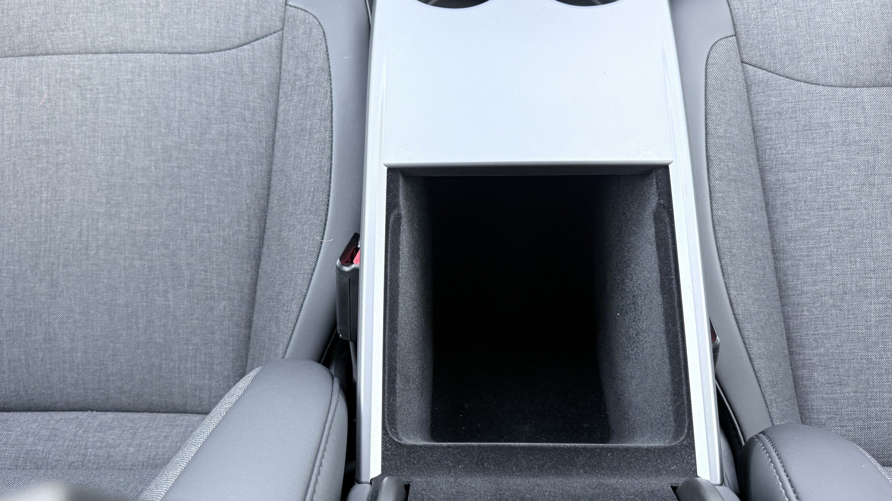 Used 2026 Tesla Model Y 2WD image 48