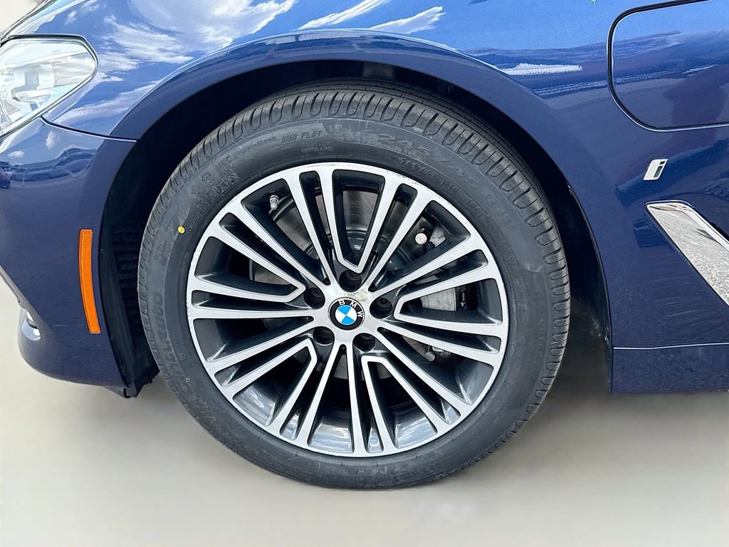 Used 2018 BMW 530e RWD image 43