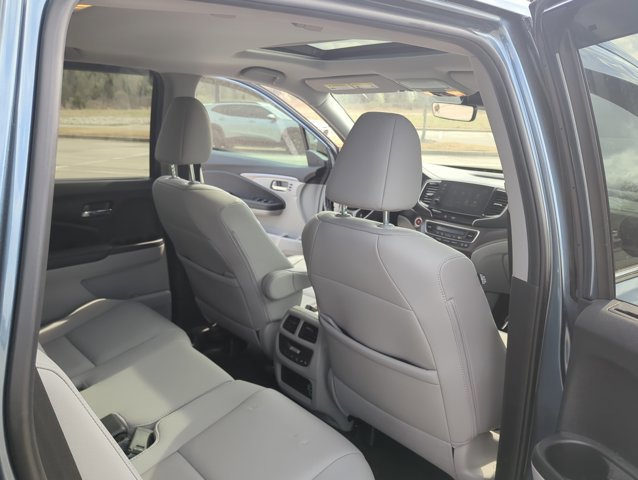 Used 2021 Honda Pilot Special Edition image 17