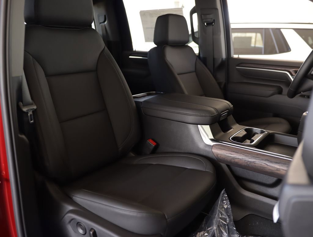 New 2026 GMC Sierra 2500 SLT w/ SLT Premium Package image 32