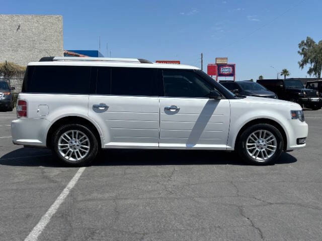 Used 2019 Ford Flex SEL w/ Equipment Group 202A FWD image 2
