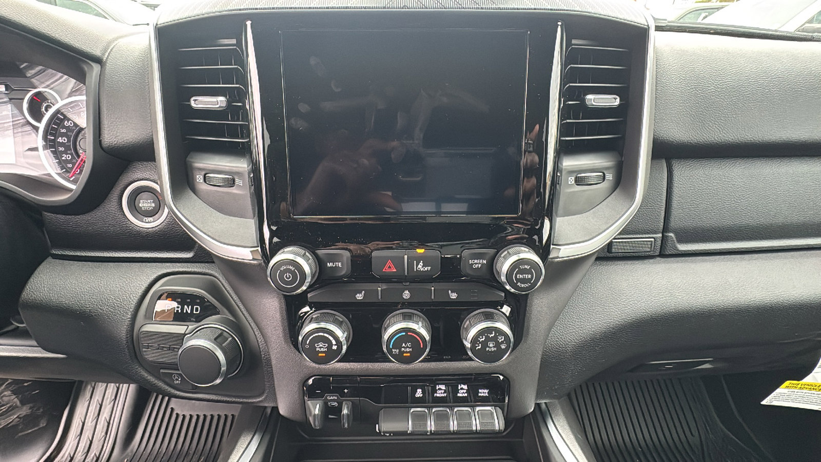 Certified 2025 RAM 1500 Lone Star image 16