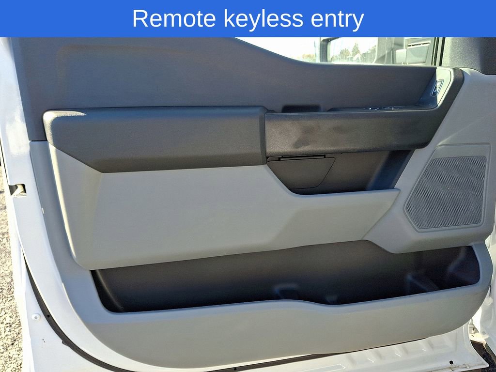 New 2025 Ford F550 4x4 Regular Cab Super Duty w/ XL Chrome Package image 7