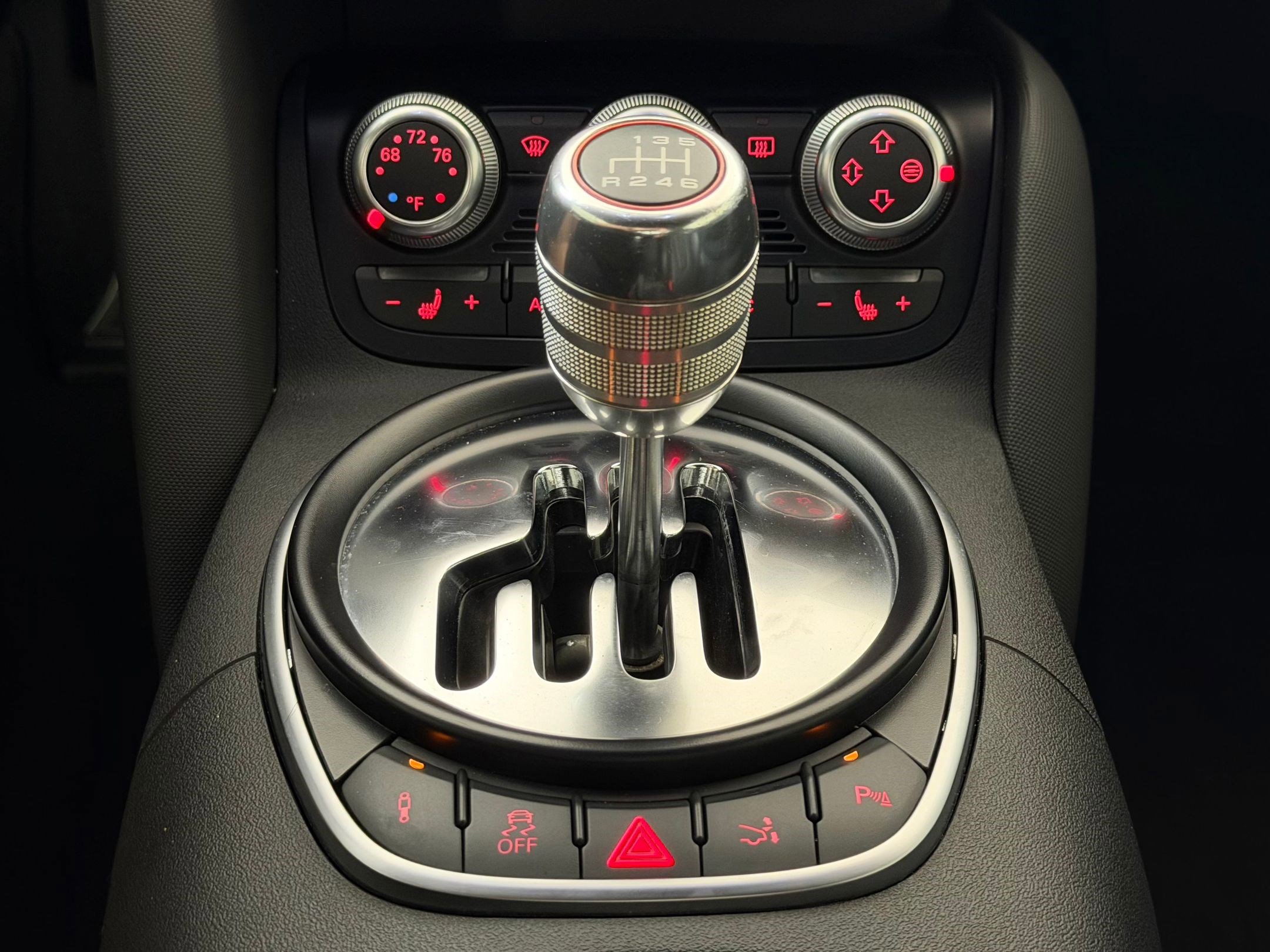 Used 2012 Audi R8 V10 AWD/4WD image 17