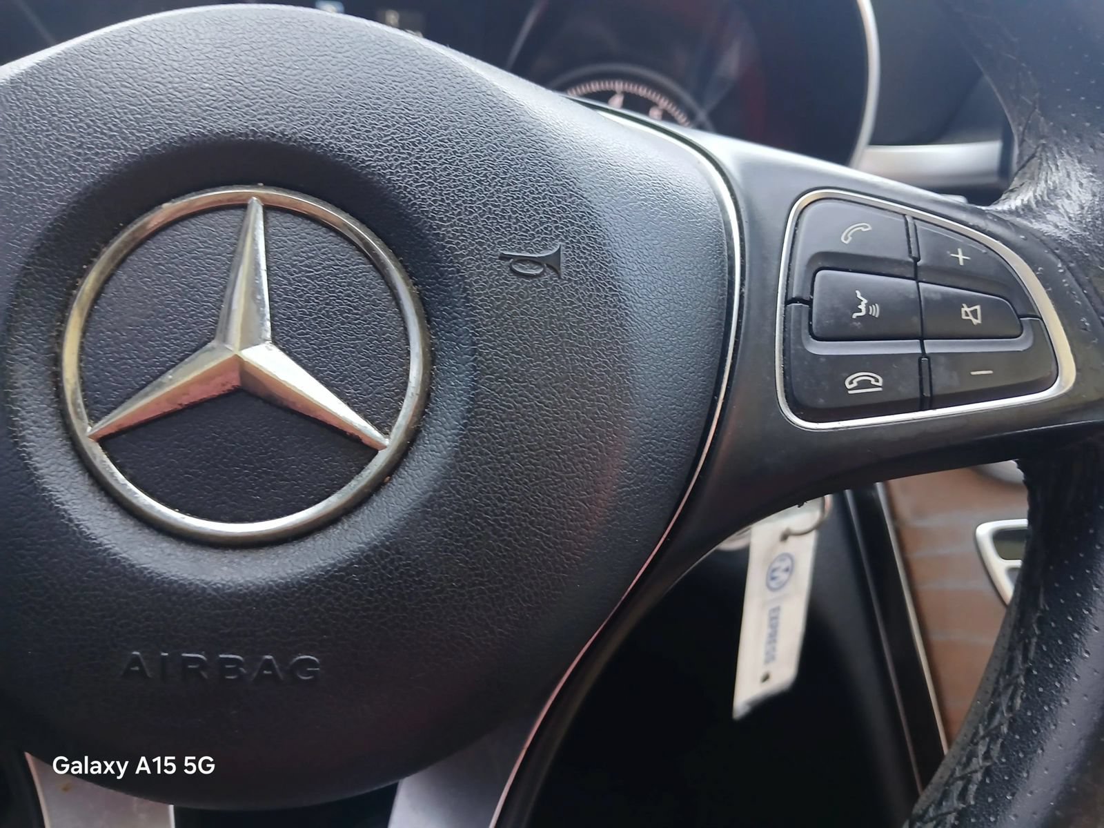 Used 2017 Mercedes-Benz C 300 Sedan image 29
