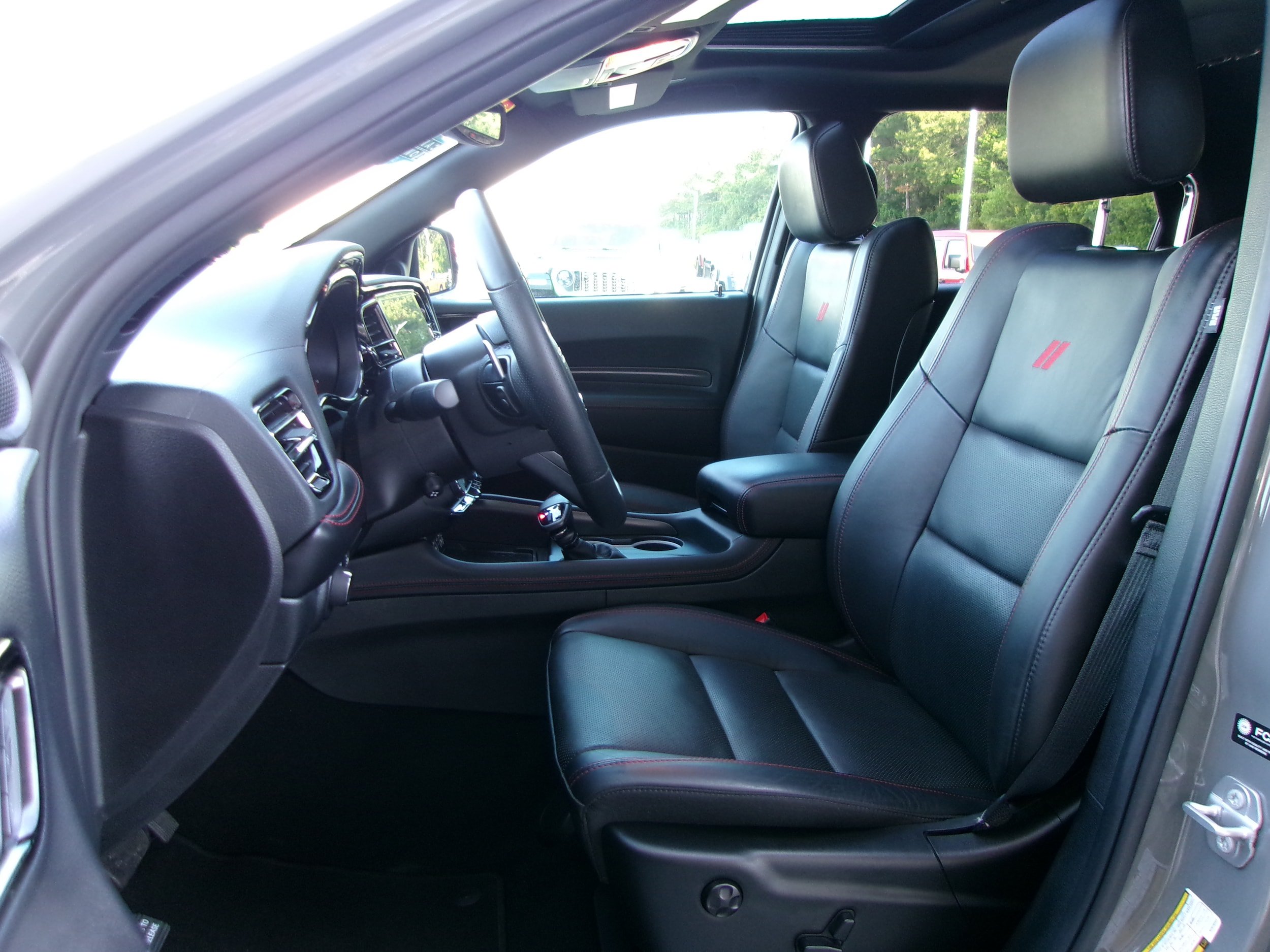 Used 2025 Dodge Durango R/T AWD/4WD image 13