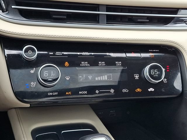 Used 2025 INFINITI QX60 Sensory AWD/4WD image 18