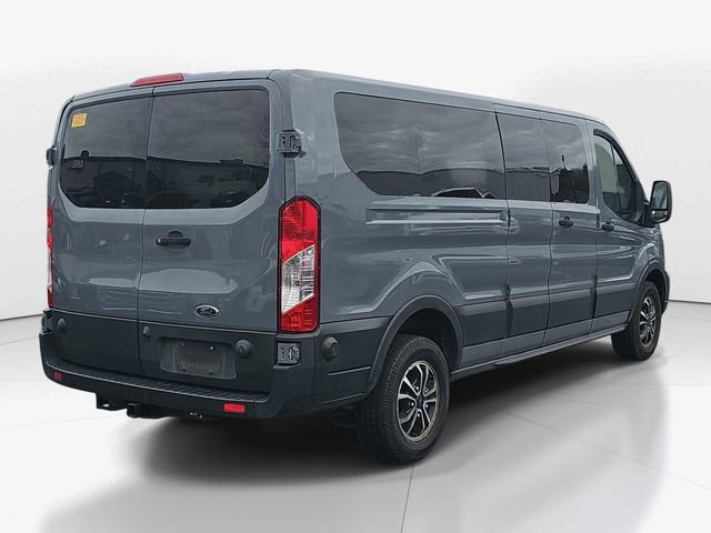 Used 2022 Ford E-Transit Low Roof image 7