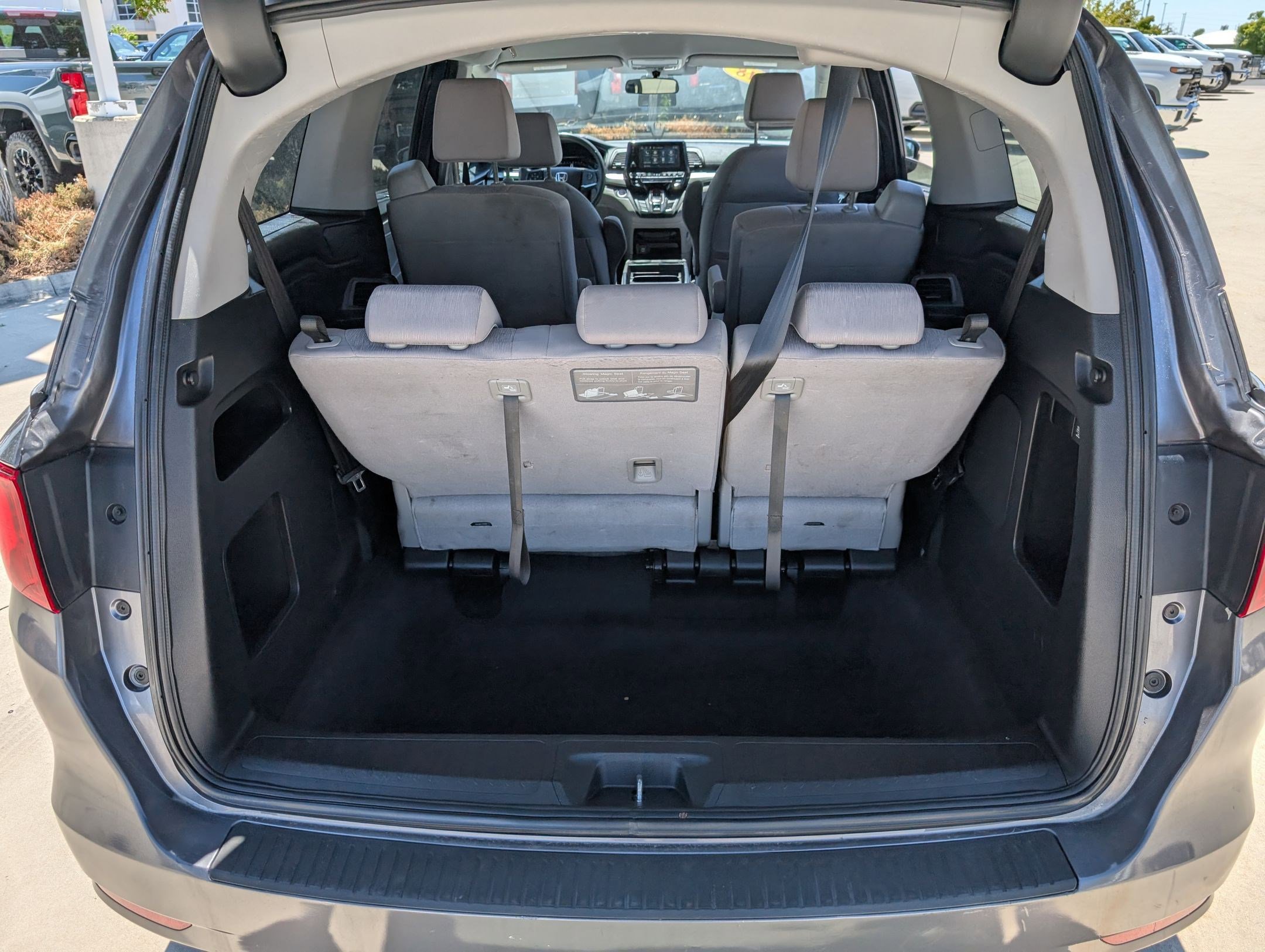 Used 2018 Honda Odyssey EX image 30