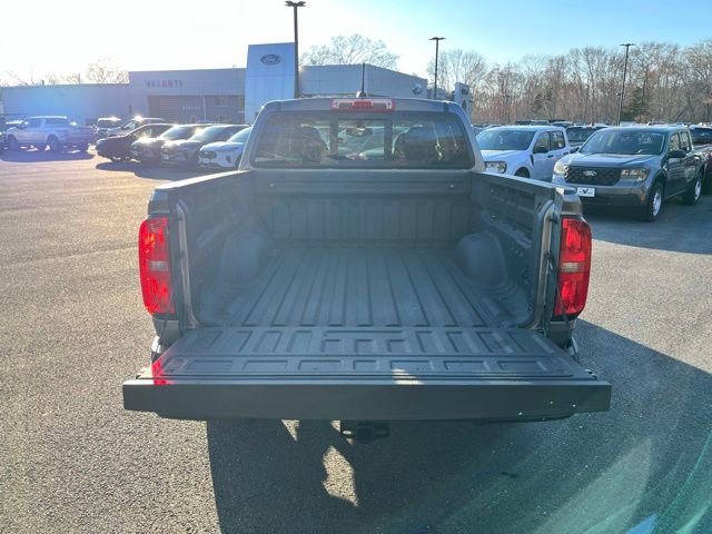 Used 2022 Chevrolet Colorado LT w/ LT Convenience Package image 8