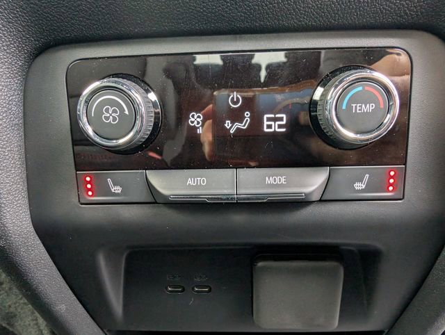 Used 2024 Chevrolet Traverse RS w/ LPO, Floor Liner Package image 20