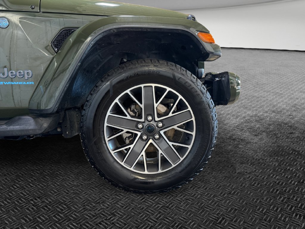 Used 2024 Jeep Wrangler High Altitude AWD/4WD image 11