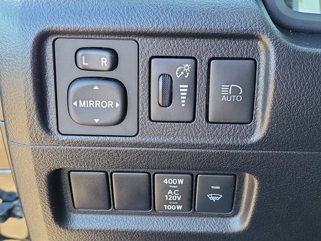 Used 2024 Toyota 4Runner SR5 AWD/4WD image 21