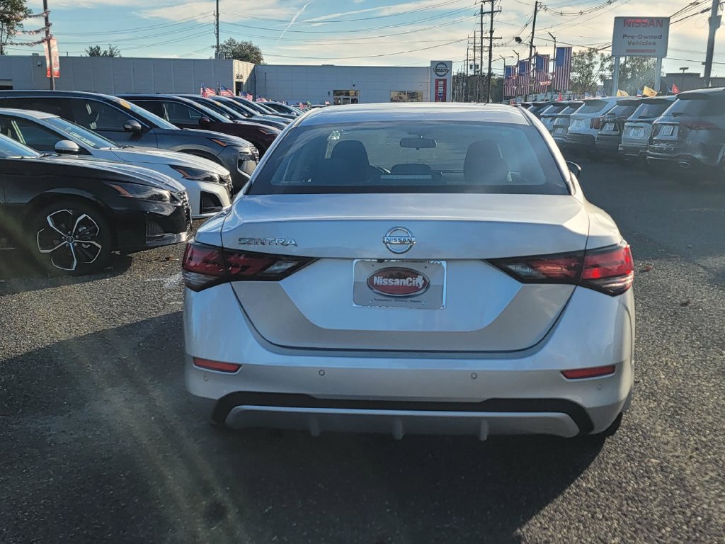 Used 2023 Nissan Sentra S FWD image 7