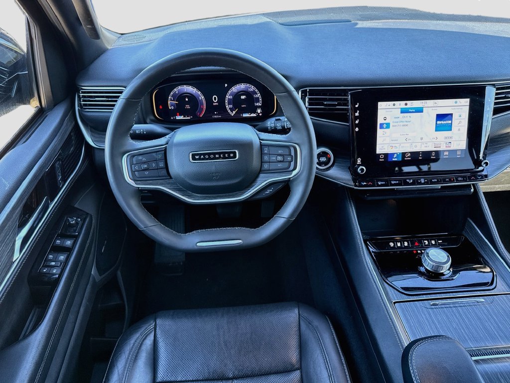 Used 2024 Jeep Wagoneer Series II RWD image 33