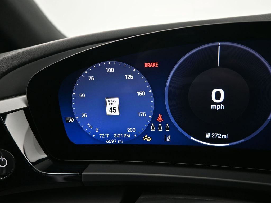 Used 2024 Porsche Macan 4 Electric w/ Premium Package image 16