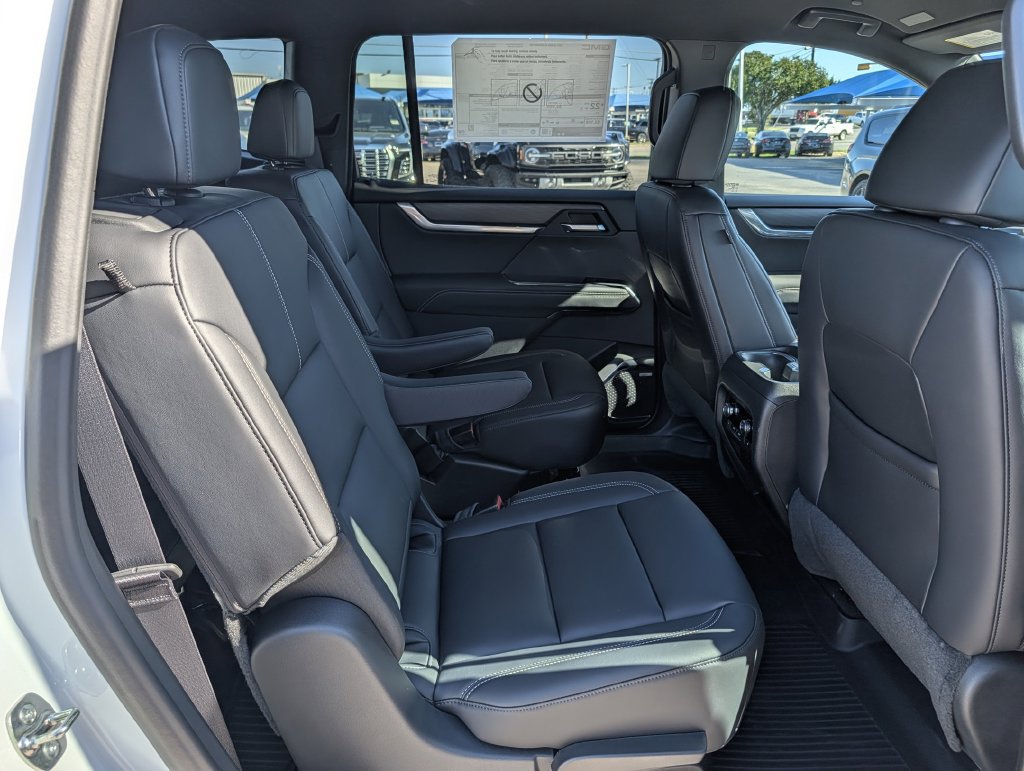 New 2027 GMC Acadia Elevation w/ Black Edition FWD image 30
