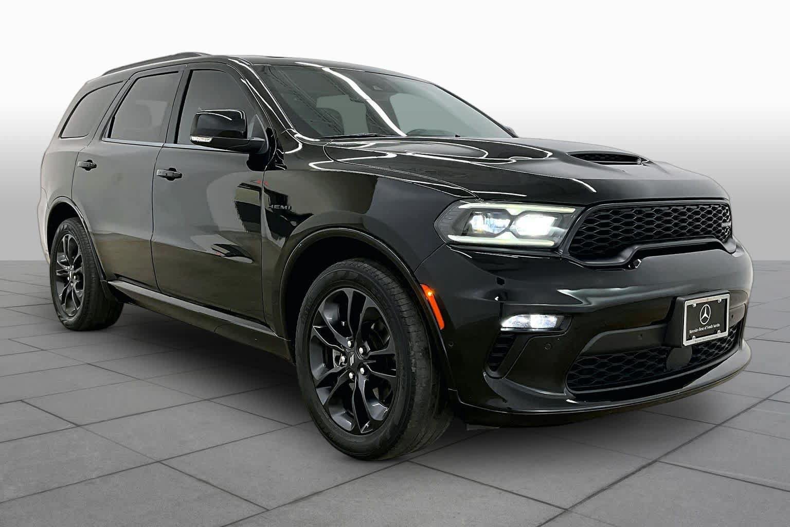 Used 2023 Dodge Durango R/T RWD image 3