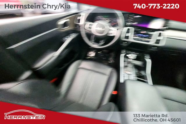 Used 2022 Kia Sorento S w/ Panoramic Sunroof Package AWD/4WD image 11