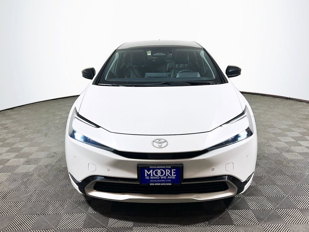 Used 2024 Toyota Prius Prime image 3