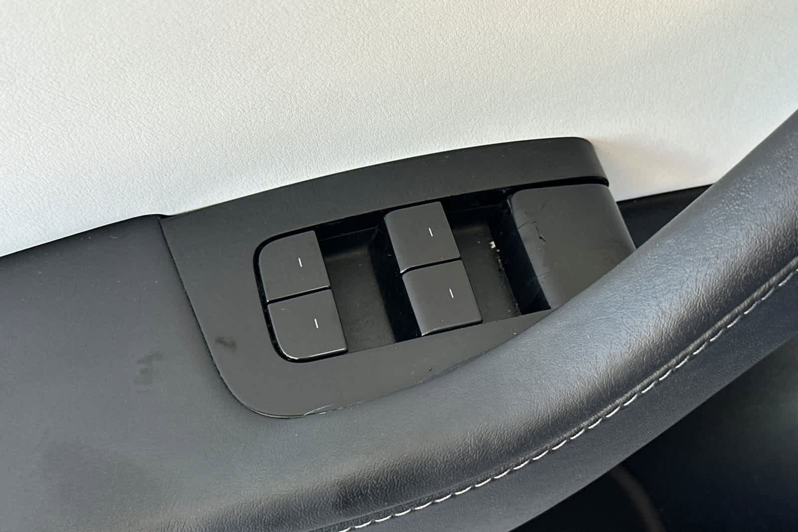 Used 2019 Tesla Model 3 Mid Range image 13