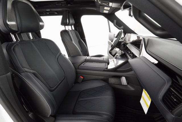Used 2026 INFINITI QX80 4WD image 17