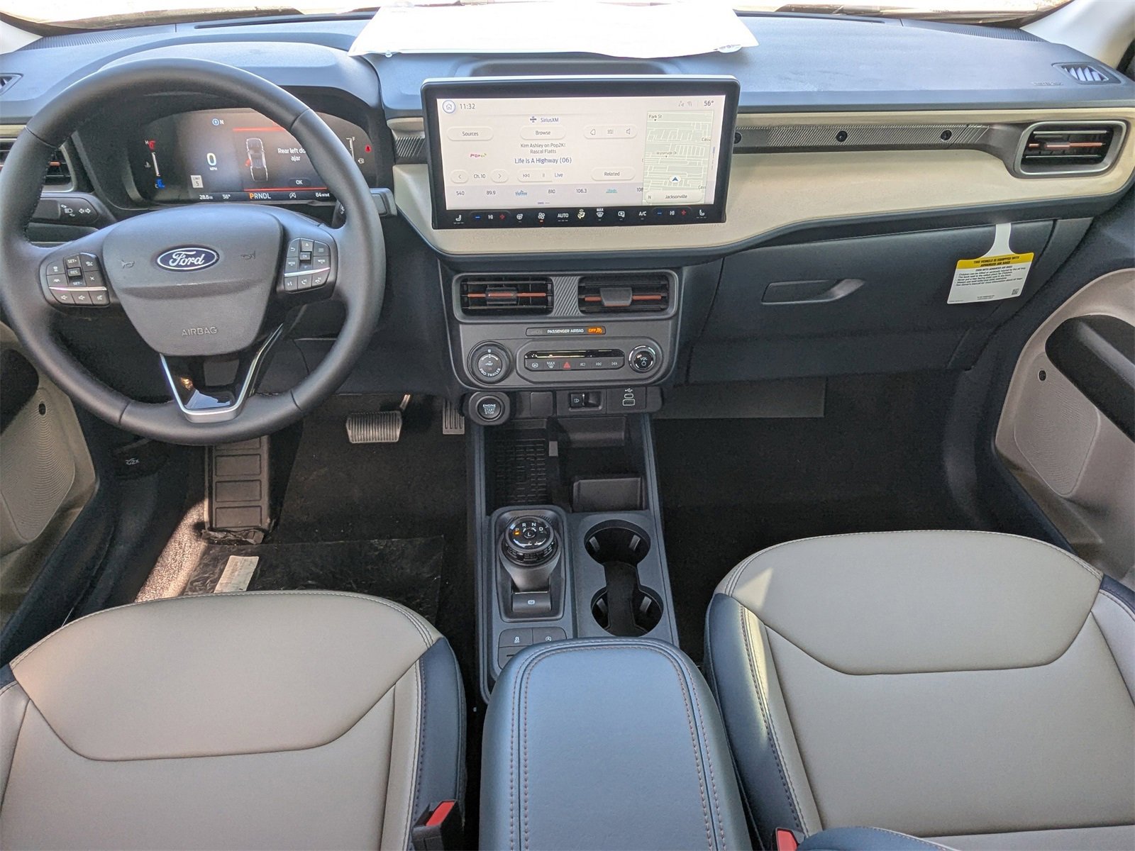 New 2025 Ford Maverick Lariat image 16