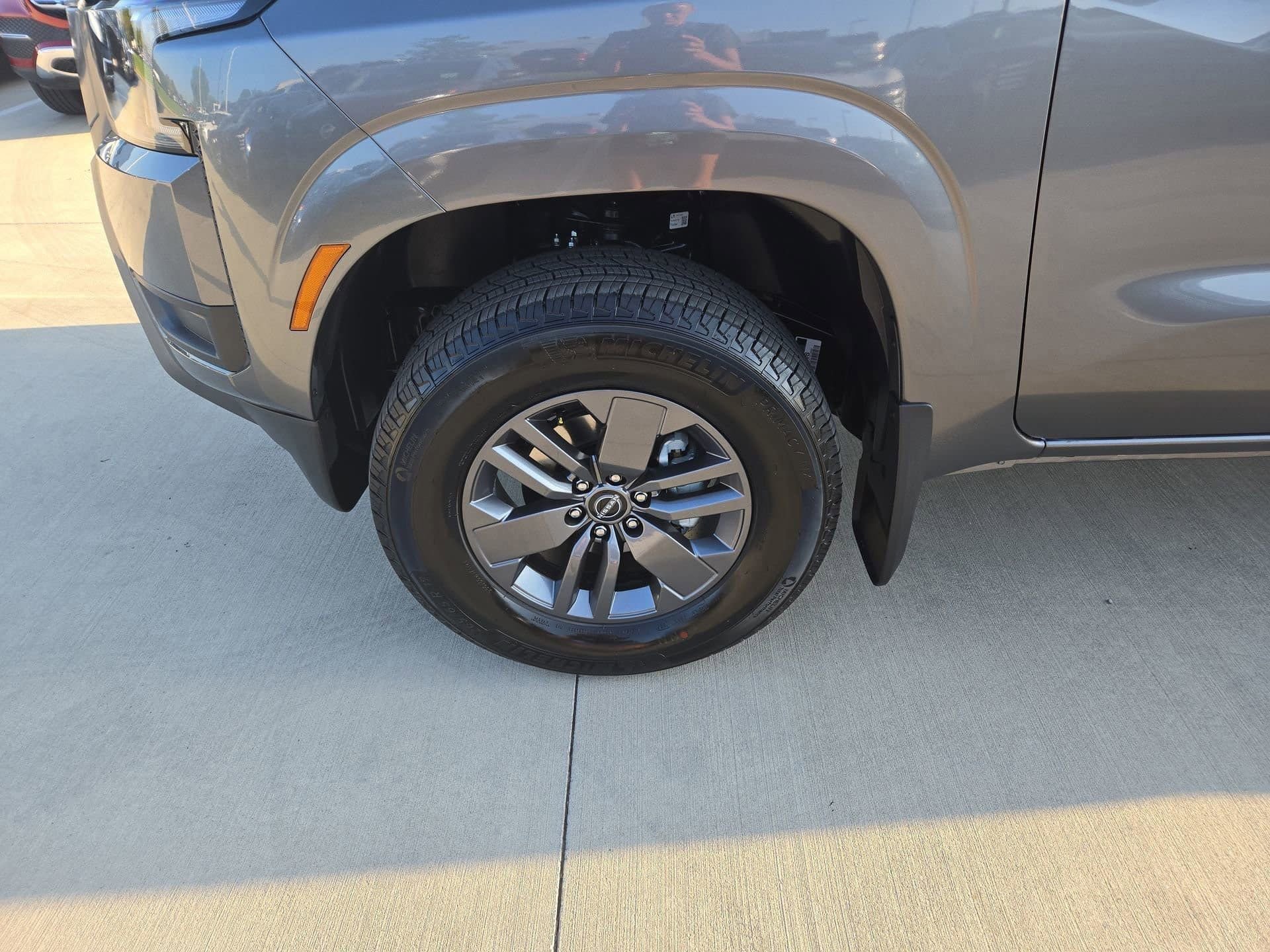 New 2025 Nissan Frontier SV AWD/4WD image 31