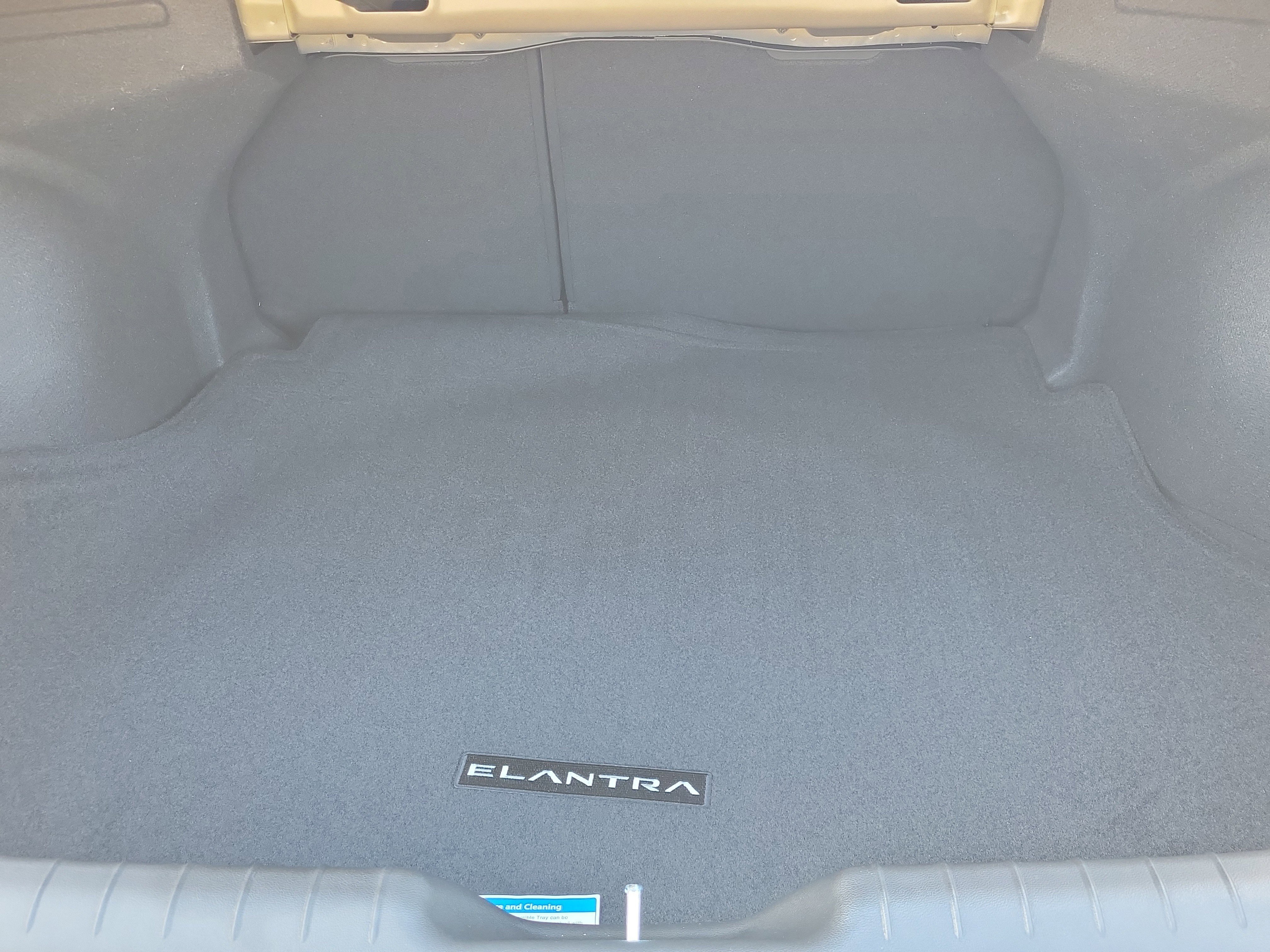 New 2026 Hyundai Elantra SEL Sport Premium FWD image 33