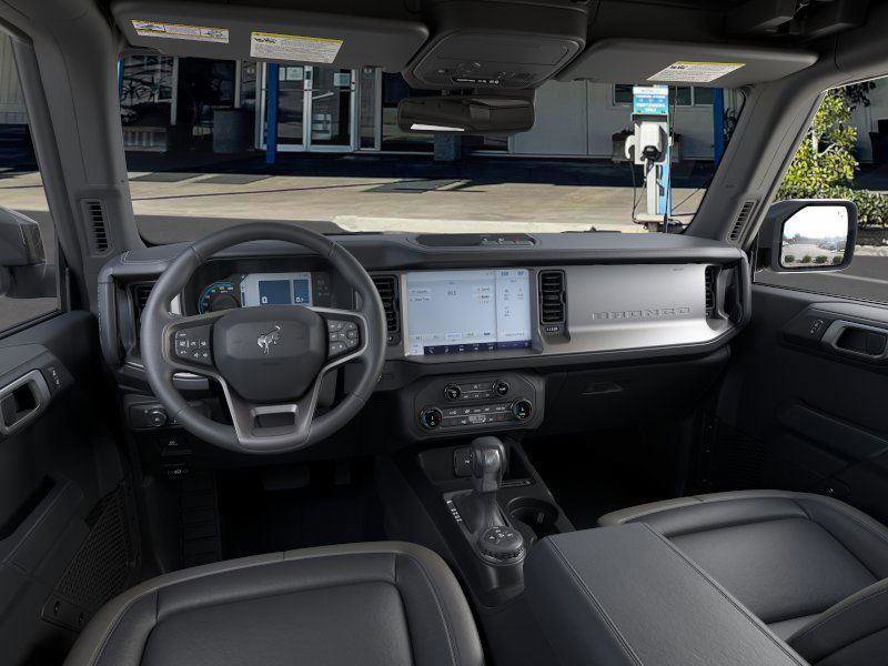 New 2025 Ford Bronco Outer Banks image 9