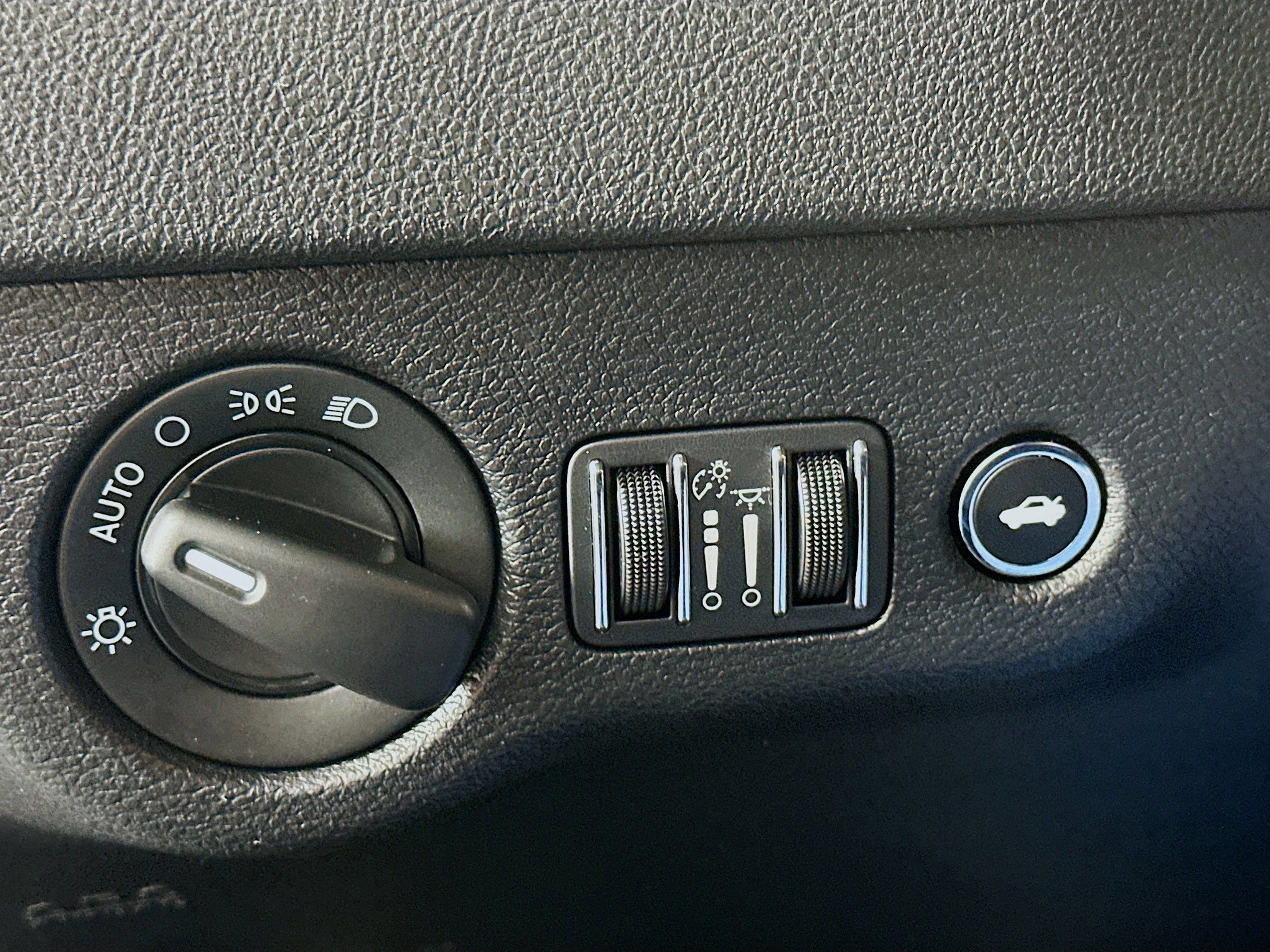 Used 2023 Dodge Charger GT w/ Blacktop Package image 16