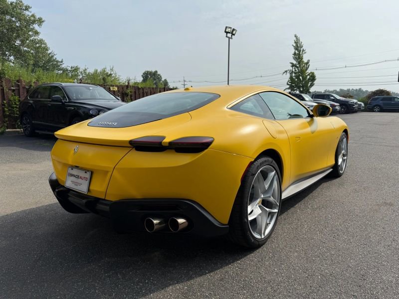 Used 2022 Ferrari Roma image 5