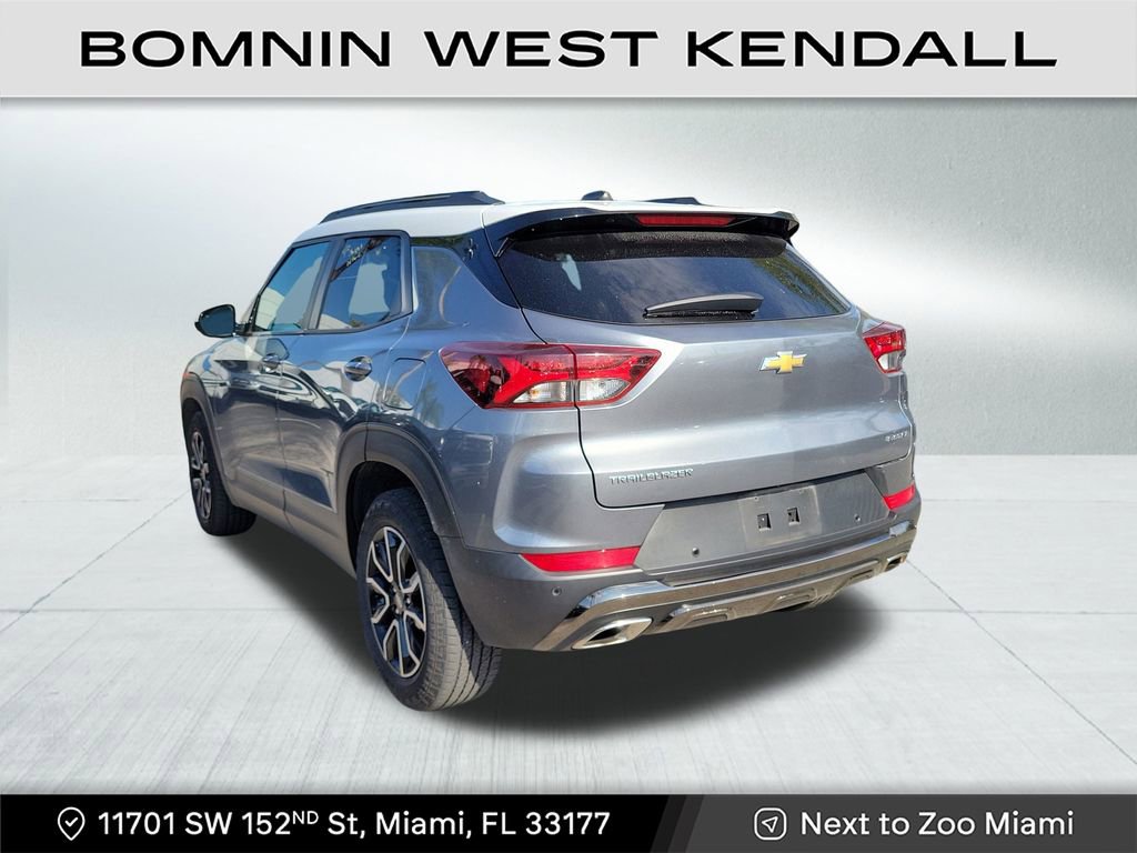 Used 2021 Chevrolet TrailBlazer ACTIV w/ Driver Confidence Package image 3