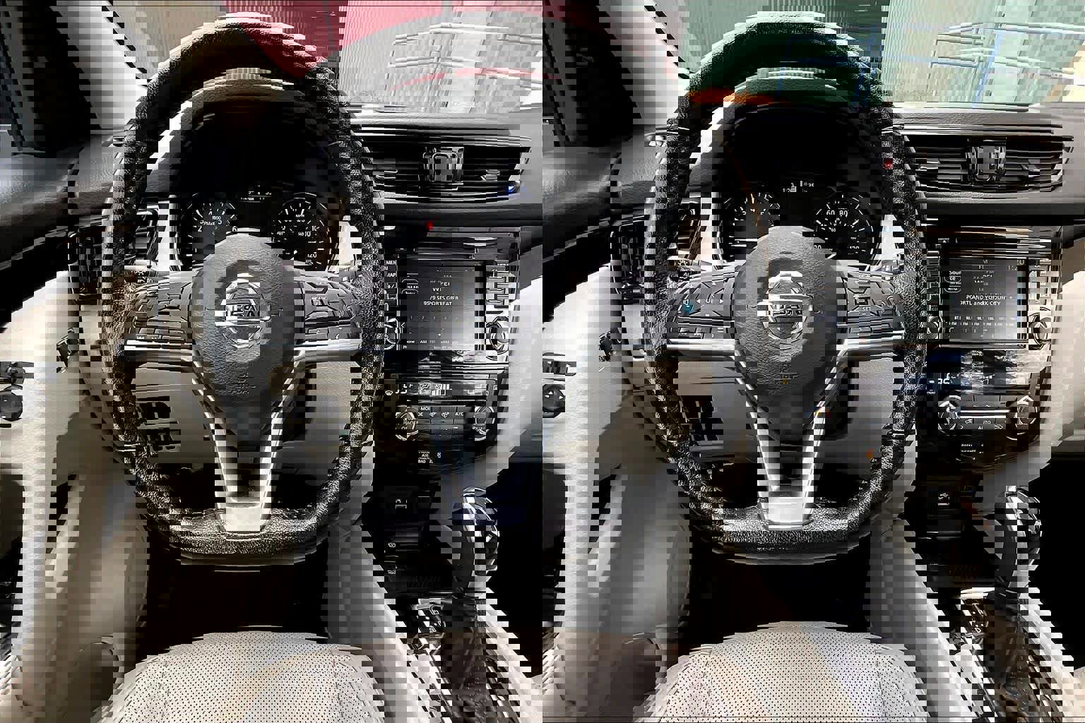 Used 2022 Nissan Rogue Sport SL w/ Premium Package image 6