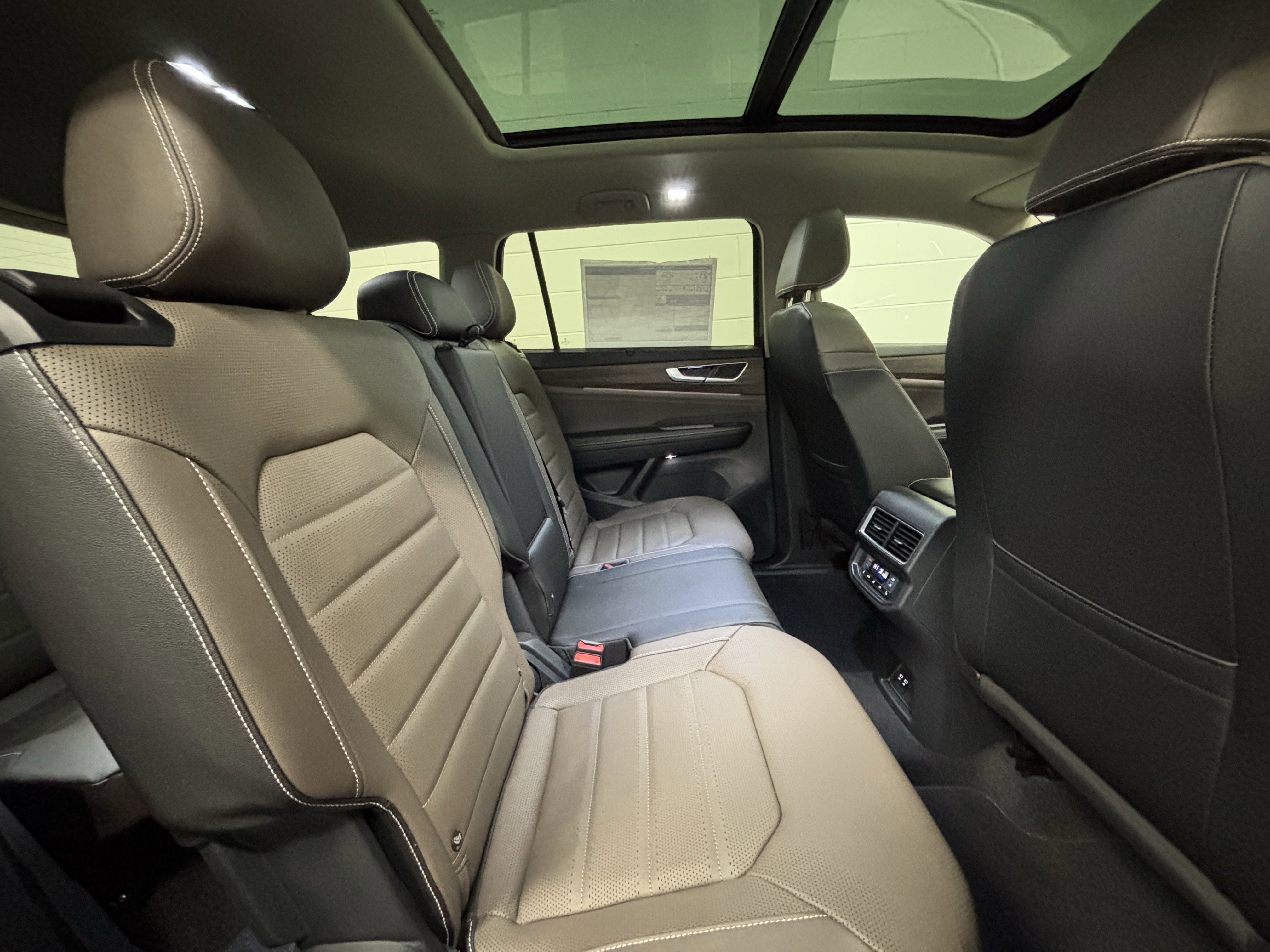 New 2026 Volkswagen Atlas SEL image 15