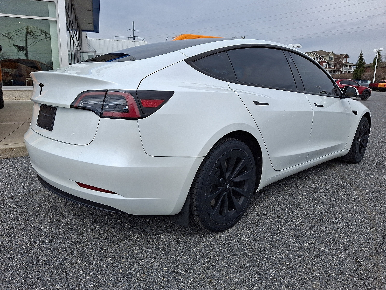 Used 2023 Tesla Model 3 Standard Range image 7