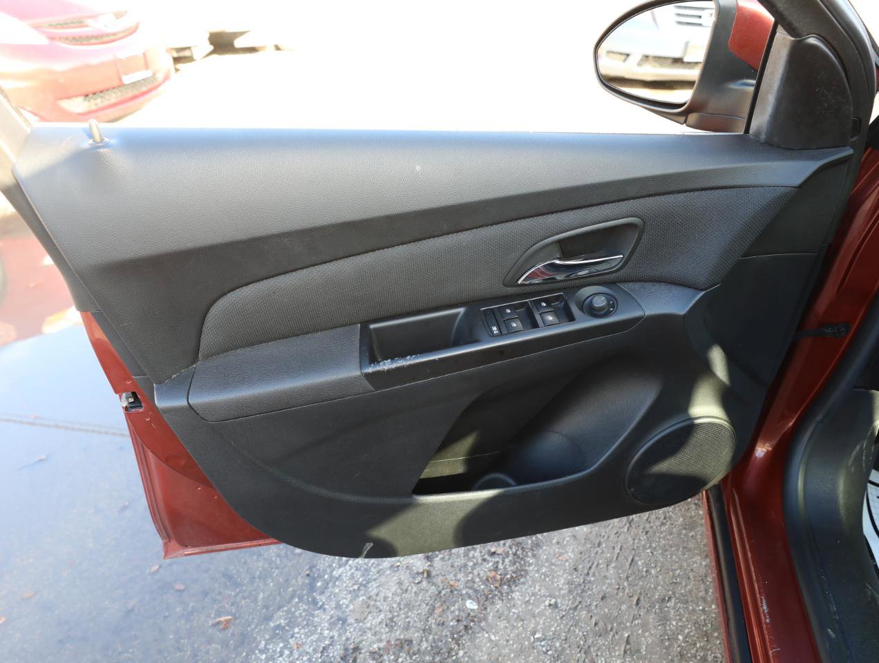 Used 2012 Chevrolet Cruze LT image 14