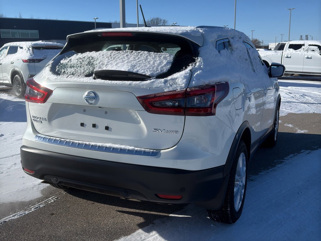 Certified 2021 Nissan Rogue Sport SV image 5