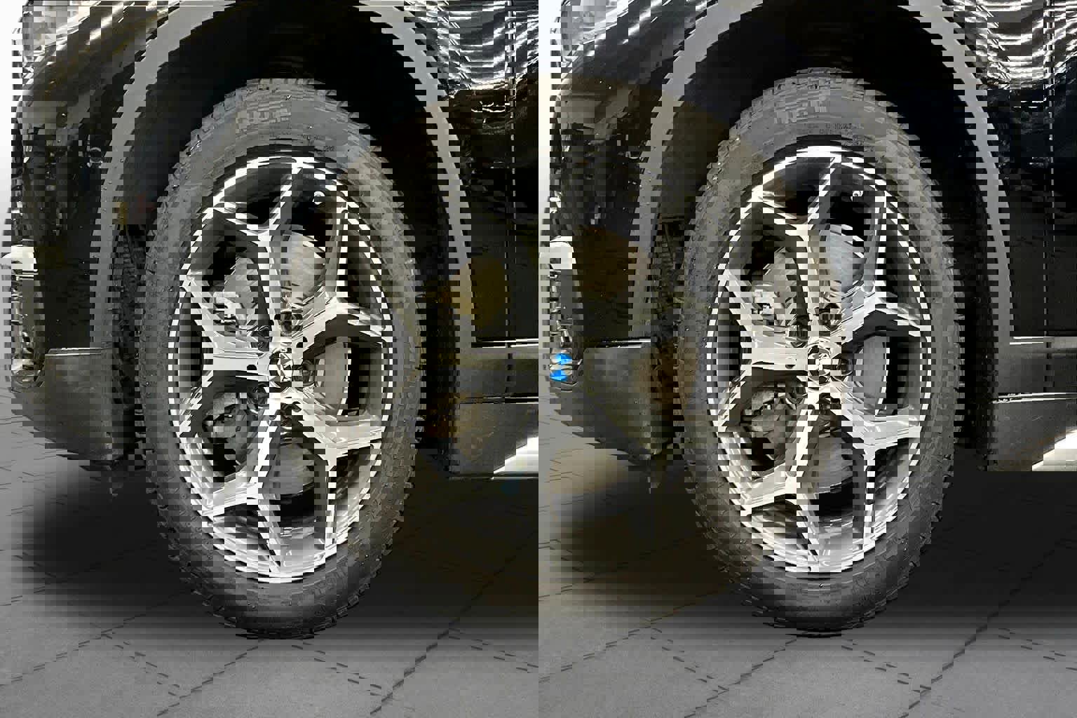 Used 2019 BMW X1 sDrive28i w/ Convenience Package image 10