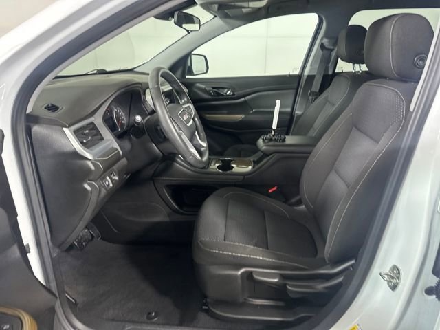 Used 2021 GMC Acadia SLE image 11