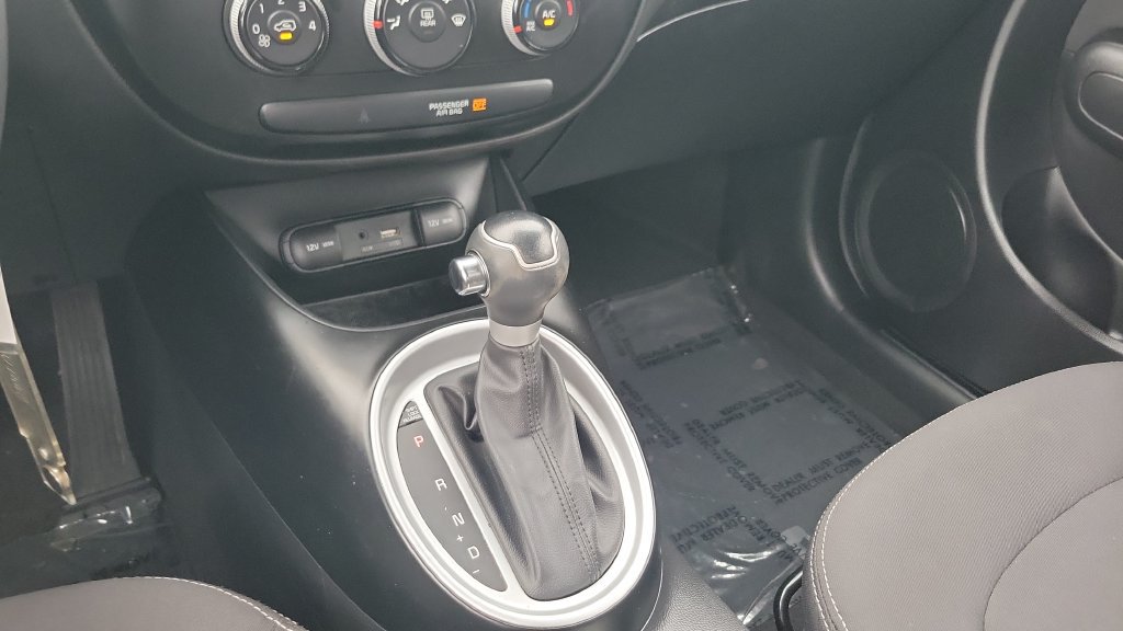 Used 2019 Kia Soul FWD image 15
