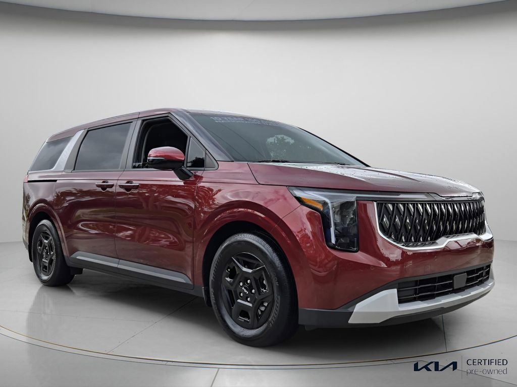 Certified 2026 Kia Carnival image 9