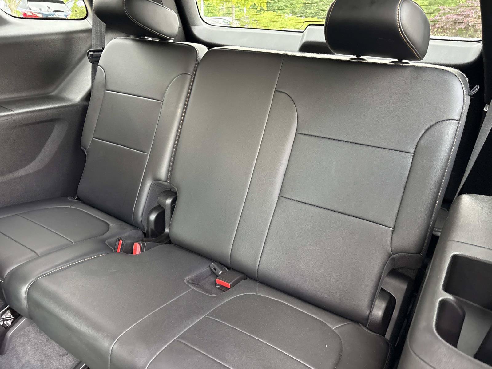 Used 2019 Chevrolet Traverse LT w/ LPO, Blackout Package AWD/4WD image 30