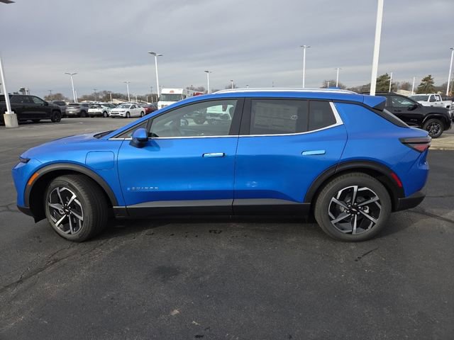 New 2026 Chevrolet Equinox EV LT image 28