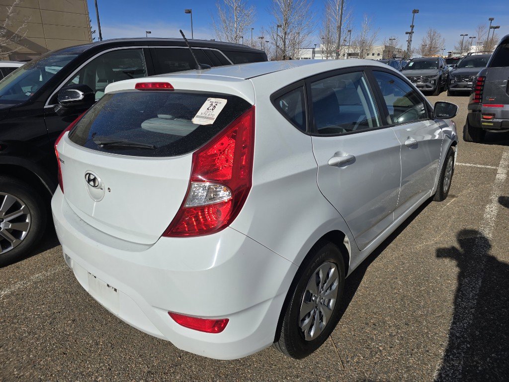 Used 2017 Hyundai Accent SE image 4