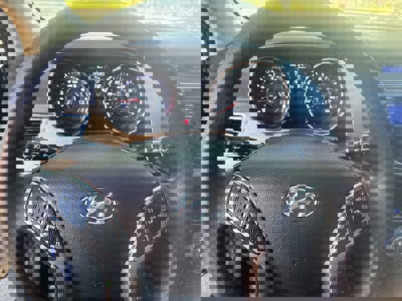 Used 2013 Hyundai Elantra GLS w/ Preferred Pkg image 34