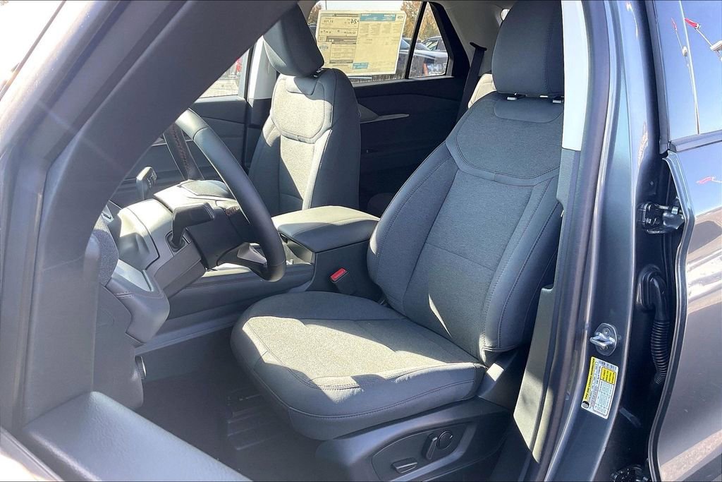 New 2026 Ford Explorer Active image 9