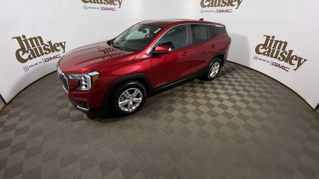 Certified 2023 GMC Terrain SLE FWD image 4