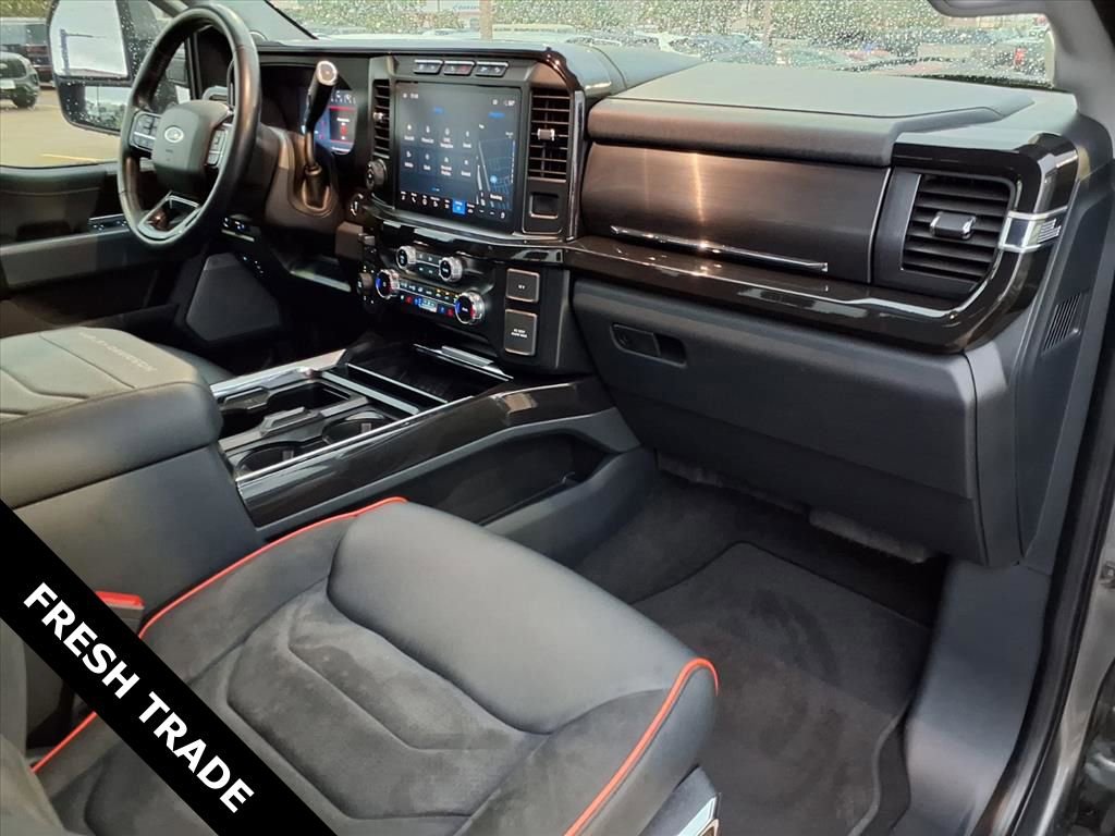 Used 2023 Ford F250 Lariat w/ Lariat Ultimate Package AWD/4WD image 31